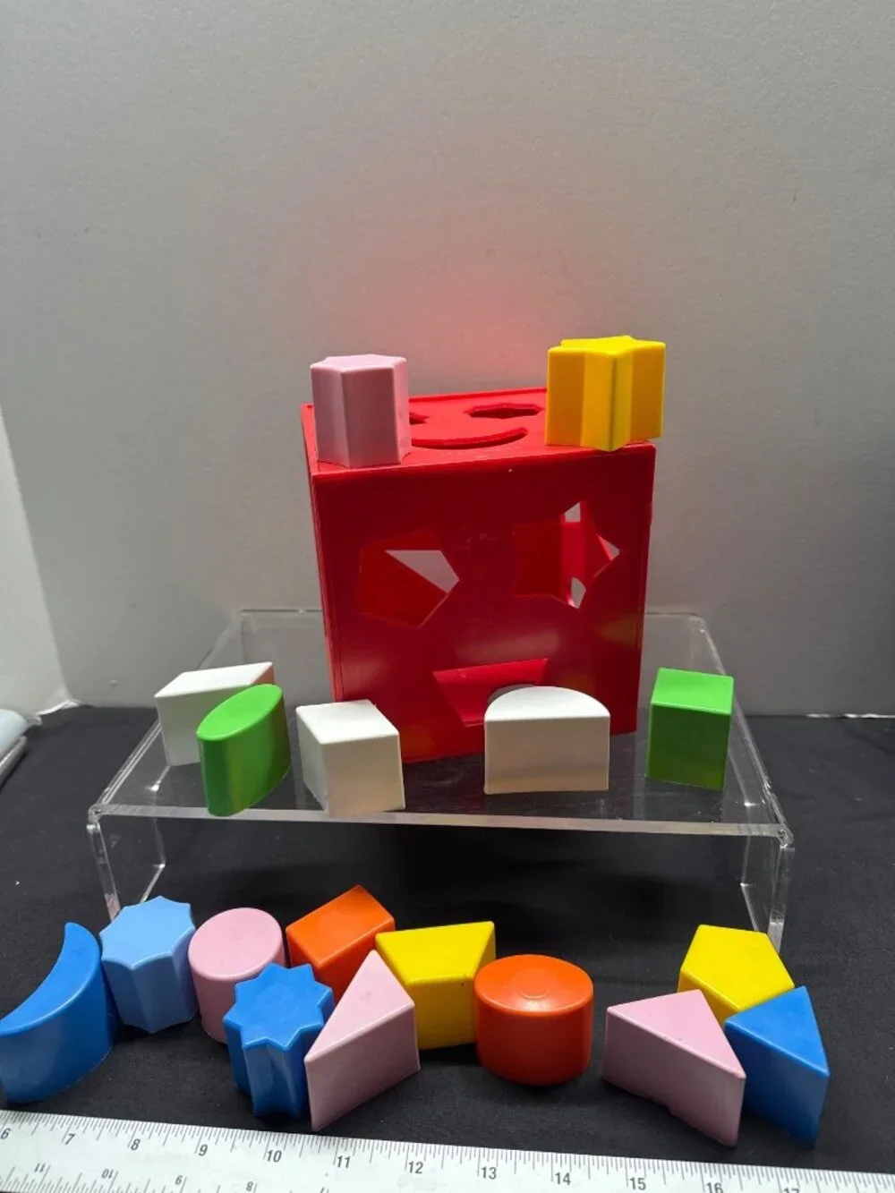 Shape Sorting Cube Toy With 18 Colorful Blocks For Early Learning & Development - Picture 1 of 11
